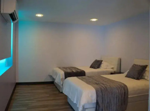 Shamrock Boutique Villa