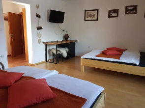 Guesthouse S