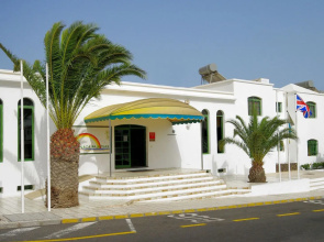 Plaza Palmeras Hotel