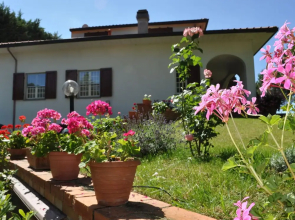 Villa in Tuscany near Town
