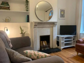 Beautiful two bed Victorian terrace house