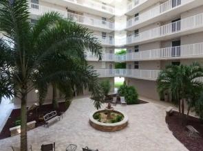 Bonita Beach & Tennis Condo