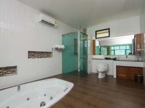 Mountain Resort Koh Lipe