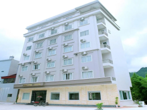 Ngoc Bach Hotel