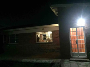 Cosy 2-bed House in Maseru for Perfect Calm and re