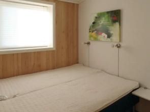Nice Home in Farsund With 4 Bedrooms