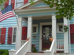 Somewhere Inn Time Bed & Breakfast