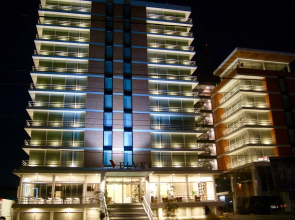 Hotel Velvet Plaza