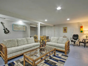 Rochester House w/ Yard - 5 Minutes to Mayo Clinic