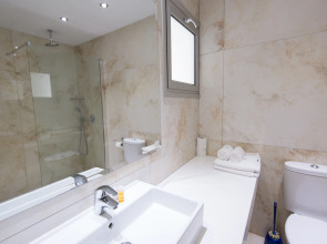 Loutsiana Hotel Apts