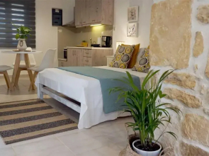 Studio Eleni - Oasis holiday houses