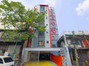 Arzo Hotel Makati