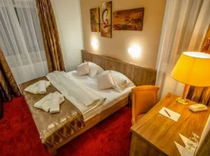 Wellness Hotel Hluboký Dvůr