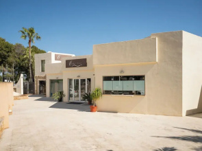 Apartamentos Azul Playa