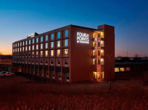 Clarion Hotel & Conference Ctr
