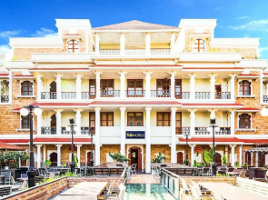 FabHotel Rajwada Baner
