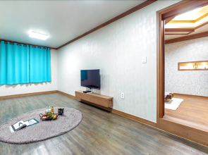 Gyeongju the One Pension - Red