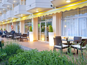 Hotel GHT Oasis Tossa & Spa