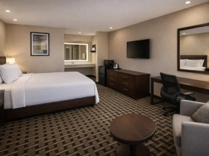 Springplace Inn & Suites