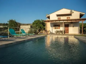 Adriana's Traditional House