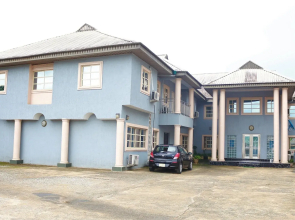 C'ron Hotels and Suites