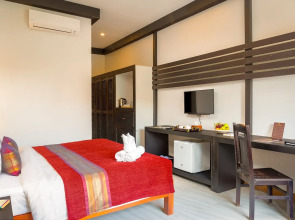 Reveal Courtyard in Reveal Angkor