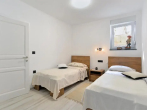 Apartment Maja 1843