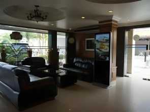 Hotel Holiday Karimun