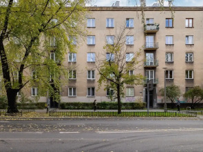 Cozy Apartment Aleja Kijowska by Renters