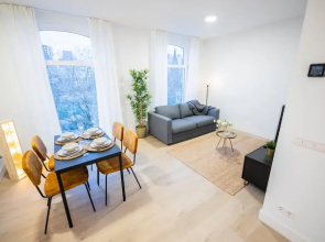 Alphabet 1 BR Apartment Ss177