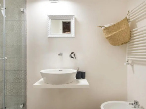 Stylish Home in Front of Casa Professa
