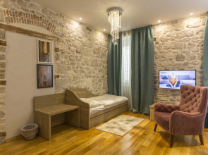 Tifani Luxury Rooms