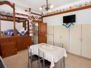 Nicolas Traditional House of Olympos