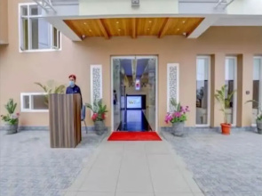 Banari Regency by Summit