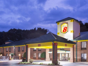 Super 8 Spartanburg/I-26 Exit 22