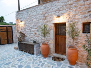 Dandy Villas Tower House Built in 17th Century Pool