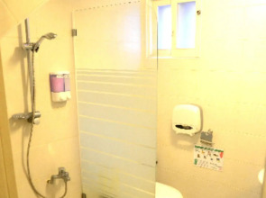 Kimchee Hongdae Guesthouse