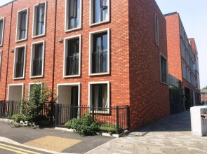 Modern 3 Bedroom House in Central Manchester