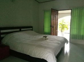 Baan Suan Varaphan