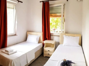 Tenedos Bag Evleri