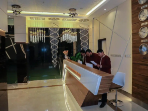 F & H Hotel