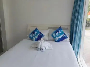 Sharky Hostel Oslob