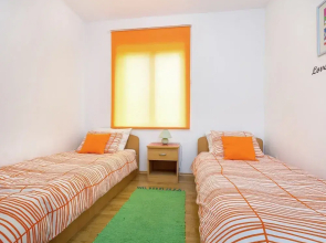Inviting Apartment in Vinkuran near Sea