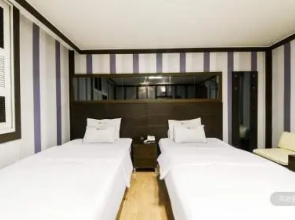 Canaria Motel