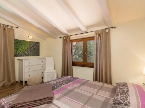 Beautiful Home in Palit With Wifi and 3 Bedrooms