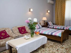 Jipek Joli Inn