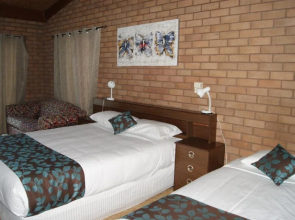Bakery Park Motor Inn