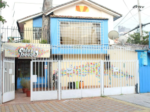 Color House Petitte - Hostel