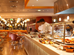 Pullman Dubai Jumeirah Lakes Towers - Hotel & Residence