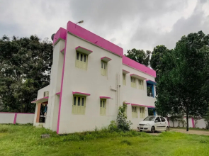 Executives Palace by OYO Rooms